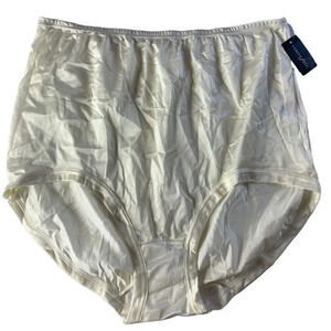 Vintage  Vanity Fair High Waist 100% Nylon Panties Size XXL Deadstock Flawed